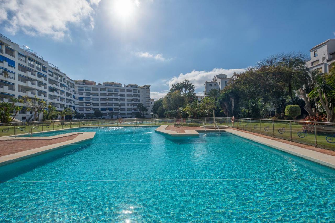 Jardines Del Puerto Apartment Марбеля Екстериор снимка